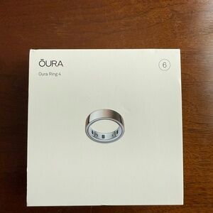 Oura Ring 4 - Size 6 - Rose Gold